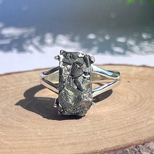Pyrite Silver Ring, Natural Pyrite Silver Ring, Golden pyrite silver ring , 925 Sterling Silver Ring, Handmade Designer Rough Ring for girls