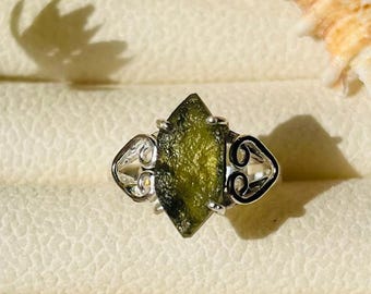 Genuine Moldavite Stone Ring, Raw Natural Moldavite Rings, 925 Silver Rings, Certified Moldavite Healing Ring, Engagement Rings Gift for her