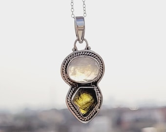 Collier moldavite naturelle et pierre de lune avec chaîne en argent, collier de guérison moldavite, collier en argent 925, collier d'anniversaire, cadeau pour elle