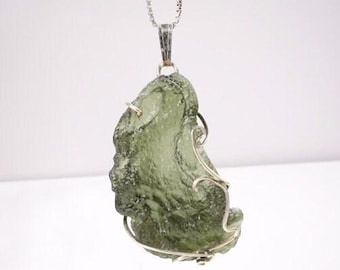 Moldavit Stein Anhänger, Großer Moldavit Kristall, Authentischer Moldavit Anhänger, 925 silberne Anhänger, Heilende Moldavit Spirituelle Anhänger,