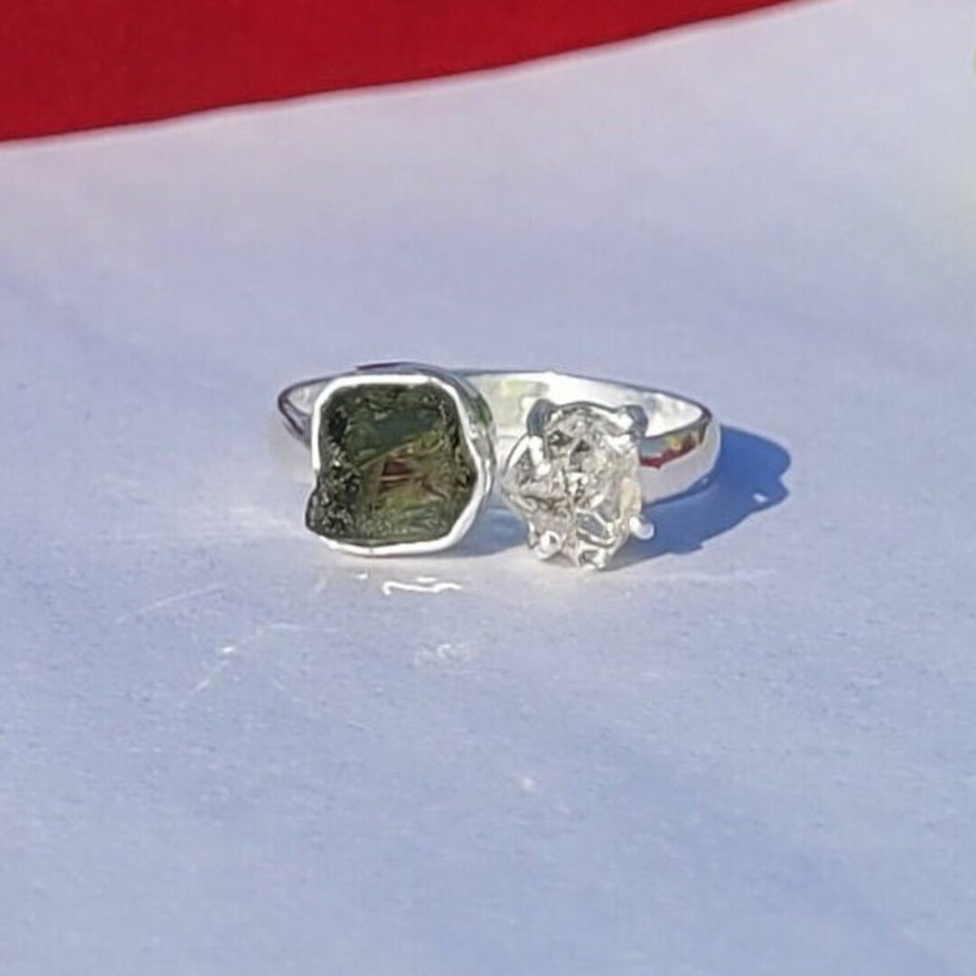 Certfed Moldavte Rough Rng 100% Natural Gemstone From Czech