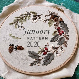 Pdf pattern video tutorial Winter Floral Wreath 25/26 cm 10 inch hand embroidery floral design, for beginners. Digital download image 8