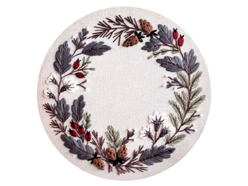 Pdf pattern video tutorial Winter Floral Wreath 25/26 cm 10 inch hand embroidery floral design, for beginners. Digital download image 2