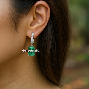 Orecchini Pendenti con Smeraldo Verde Taglio Smeraldo e Diamanti in Oro Bianco – Gioielli di Lusso per Donna