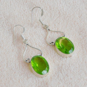 Oval Shape Natural Green Color Peridot Gemstone Earring 925 Sterling Silver Earring For Women And Girls Antique Earring