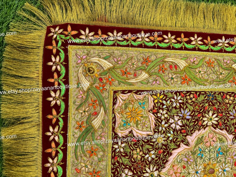 Zardozi Art/embroidery Wall Hanging/ Zardozi Jewel Carpet/ Zari Wall Rug for Decoration