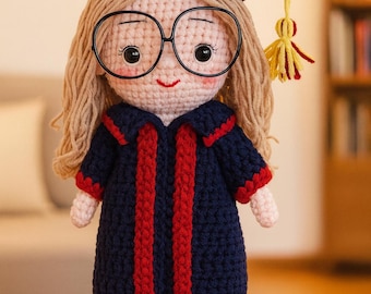 Graduation Crochet Doll, Handmade Crochet Graduation Doll, Graduation Crochet Doll, Custom Graduation Doll, Graduation Gift For Girlfriend