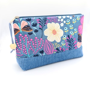 Kulturtasche XL mit Innenfach blau Cord Blumen handmade