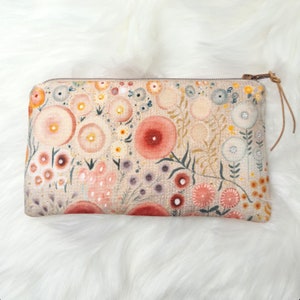 Mäppchen Kosmetiktasche Federtasche handmade Einzelstück Blumen Aufbewahrung individuell einsetzbar bag