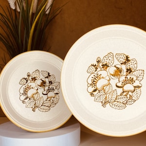 Retro Vintage Strawberry Bramble Kiln Craft Side Plates