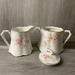 WS George Radisson Cream and Sugar Set Pink Flowers image 3