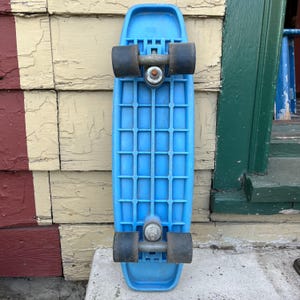 Le skateboard : la petite planche à roulettes devenue grande