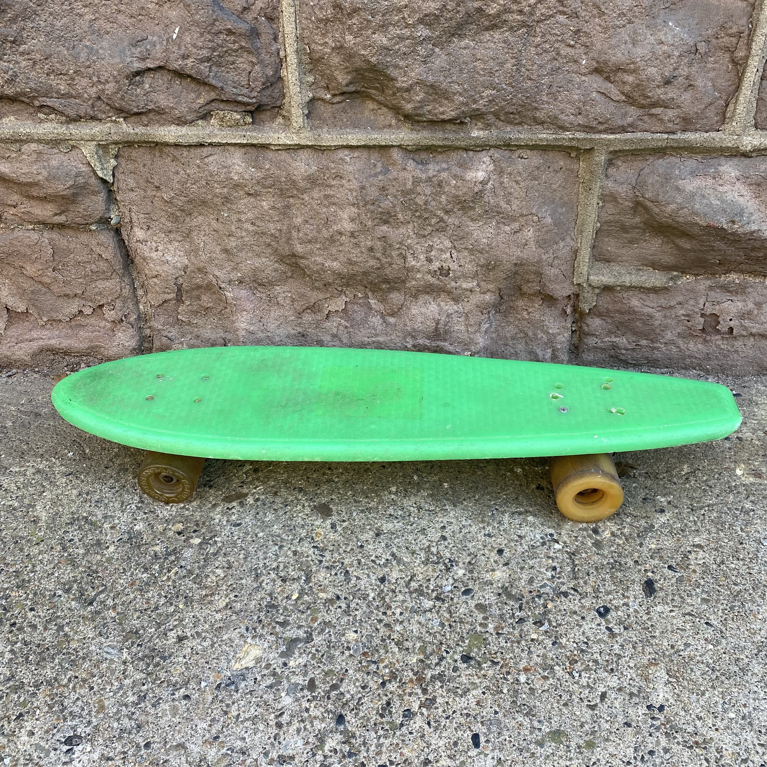 Skateboard Vintage Années 1970 – Vert – Collection – Occasion