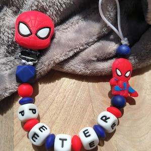 名前入りのパーソナライズされたスパイダーおしゃぶりクリップ、スパイダーおしゃぶりクリップ、出産祝い、シリコンパール、新米親へのギフト
