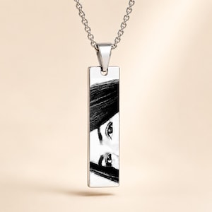 Custom memorial photo necklace featuring a stainless steel engraved bar pendant, personalized gift for boyfriend, husband, wife, or family.