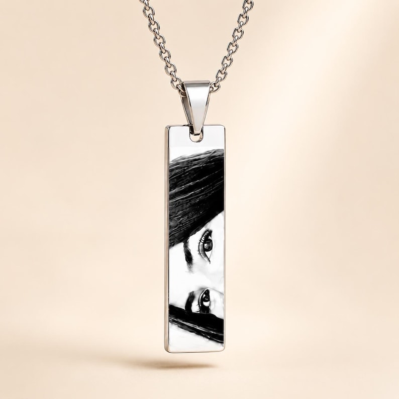 Custom memorial photo necklace featuring a stainless steel engraved bar pendant, personalized gift for boyfriend, husband, wife, or family.