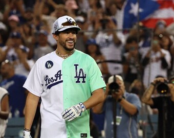 Senior 2023 Bad Bunny - Etsy Australia