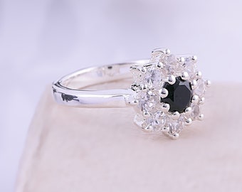 Black Spinel Ring Round Flower Shaped Halo Ring Floral Statement Ring