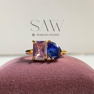 Custom Toi et Moi Gemstone Ring Emerald And Pear Cut Ring Baguette Birthstone Ring Anniversary Gift Mothers Ring Best Friend Gift for Couple
