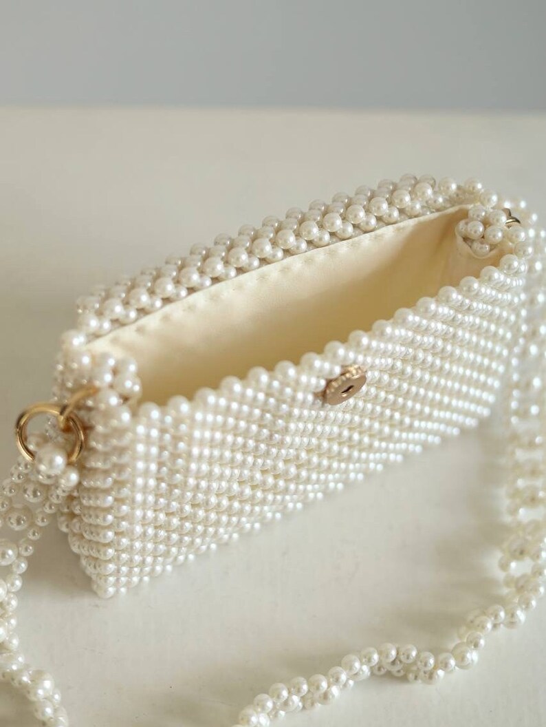 Pearl bag, beaded bag, ivory purse, wedding bag, shoulder bag, elegant handmade bag, pearl clutch zdjęcie 4