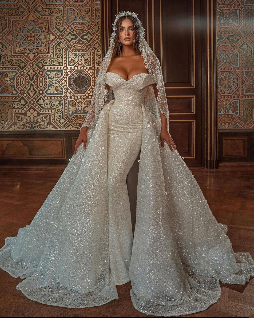 Off-The-Shoulder Sleeveless Sequined Mermaid Fitted Wedding Dresses