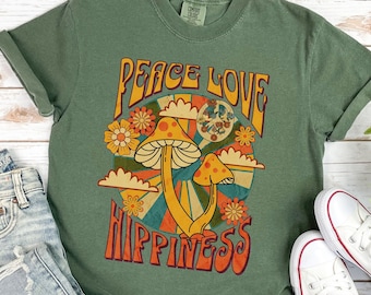 Peace Shirt, Hippie Tshirt, Boho T Shirt, Peace Sign Shirt, Retro Tshirt, Hippie Tops for Women, Peace Love Tee, Boho Clothing,Hippie Shirt