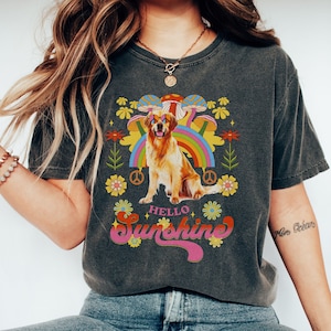 Funny Golden Retriever Shirt for Golden Mama, Gift for Golden Retriever Mom, Vintage Retriever Tshirt, Golden Retriever Gifts for Golden Mom