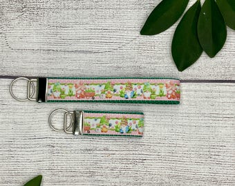 Spring Gnome Key Fob Wristlet: Gardening Keychain Accessory