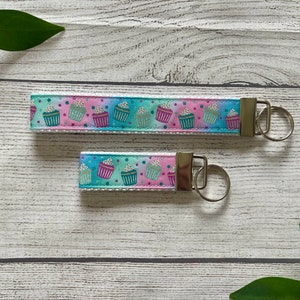 Cupcake Wristlet, Sweet Treat Keychain, Key Fob, Cake, Frosting, Baker, Gift Under 10, Gift for Her