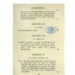 Puede incluir: P&aacute;gina de libro vintage crema con un &iacute;ndice y t&iacute;tulos de cap&iacute;tulos. El texto trata sobre brujer&iacute;a y eventos hist&oacute;ricos, con n&uacute;meros de p&aacute;gina. El logotipo de LH Design Agency es visible.