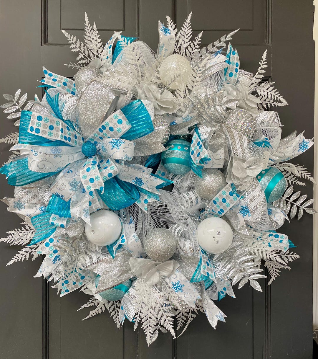 Snowflake Blue and White Winter Wreath, Teal and White Christmas Wreath ...