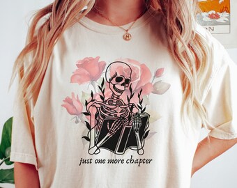 Comfort Colors Skeleton Reading Bookish Shirt, Cute Halloween Autumn Fall ACOTAR Tshirt, Book Lover Gift, A Court of Thorns and Roses