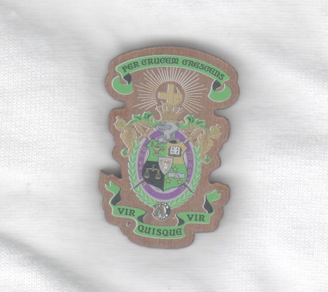 Lambda Chi Alpha -- 1.5" Mini Wood Crest - Etsy