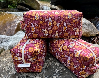 Box Bag - Garden Gnomes