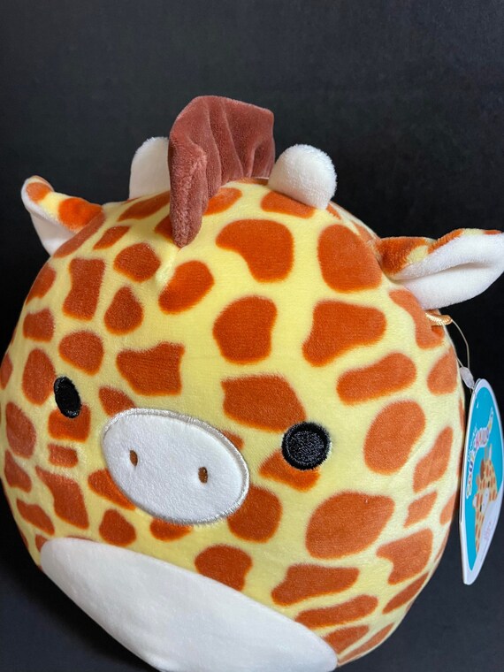 gary the giraffe squishmallow