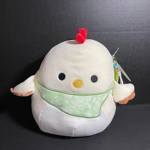 Squishmallow 8" Chuckles the Chick With Bandana w/Custom Hand-Made Beaded I Love SQUISH Clip-On Charm Collectible