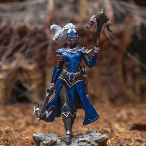 Female Drow Miniature for DnD | Elf Rogue | Miniature DnD Figure for Pathfinder Minis for Dungeons and Dragons Unpainted Miniature