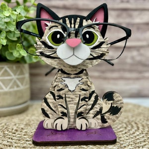 Tabby Cat Eyeglass Holder, Kitty Glasses Stand, Perfect Gift for Cat Lovers, Eyewear Desk Accessory for Home or Office, Pet Readers Display