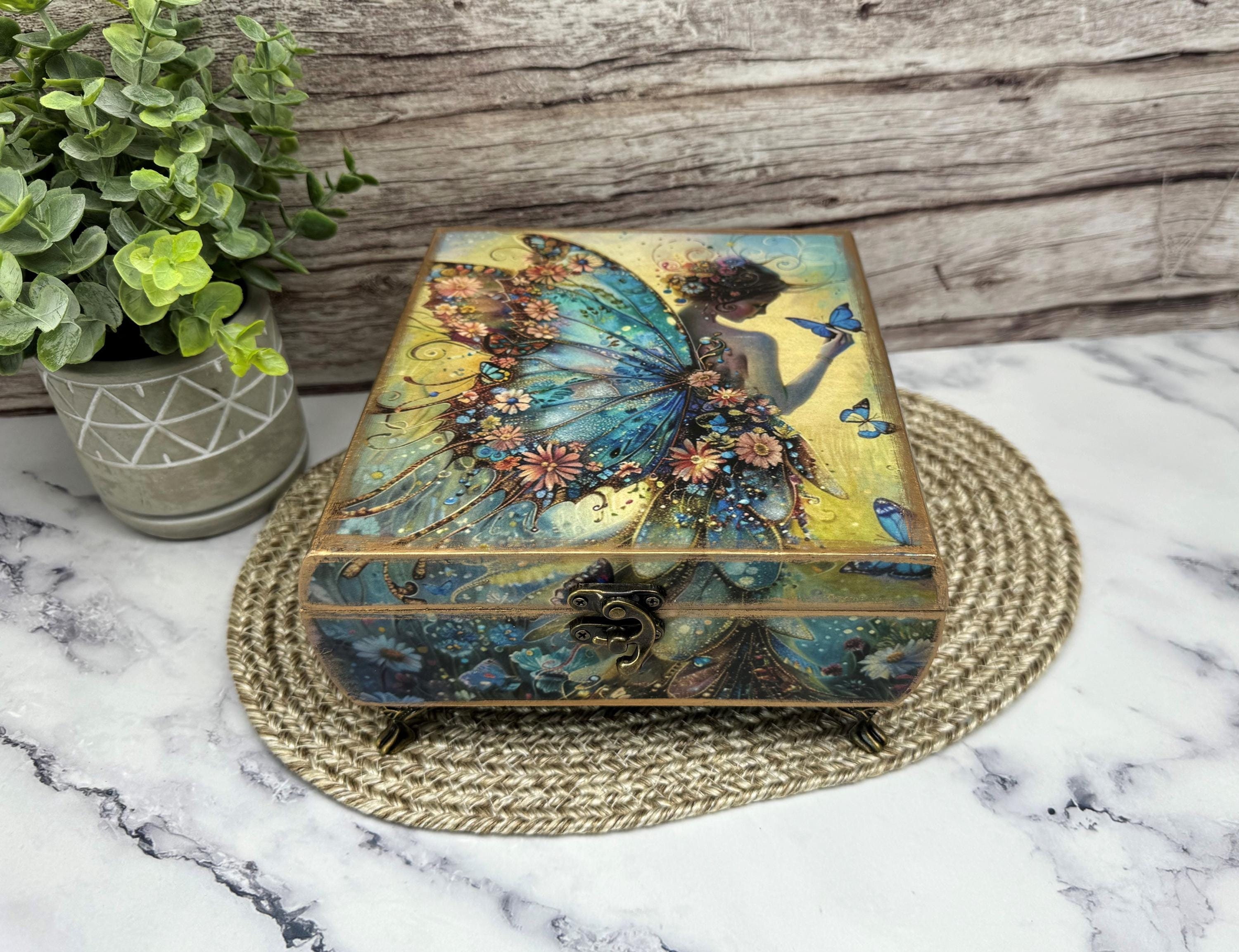 Enchanting Fairy and Butterfly Jewelry Box, Magical Keepsake Trinket Storage, Perfect Gift for Fantasy Lovers,Whimsical Home or Office Decor