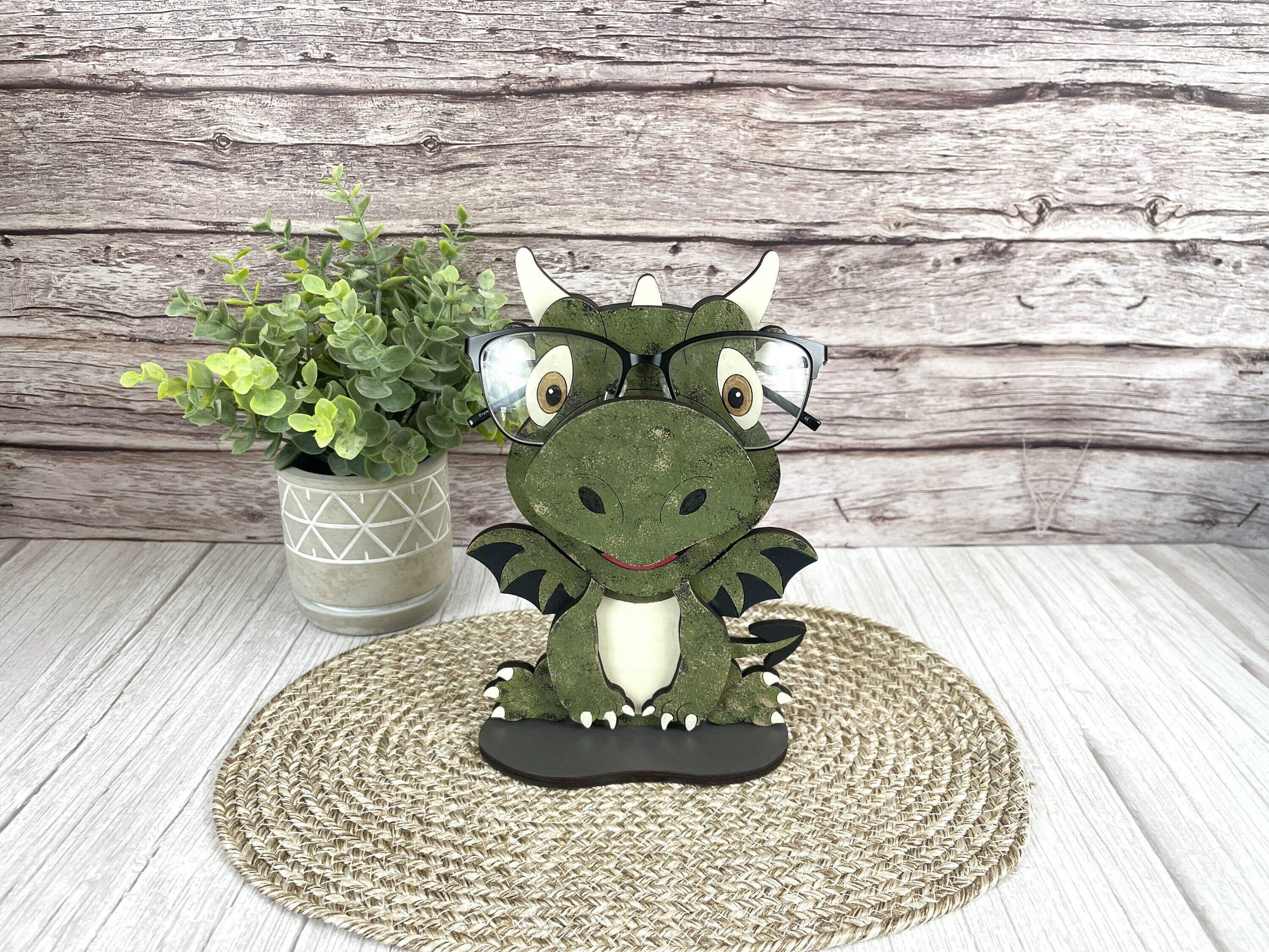 Dragon Eyeglass Holder Hand Painted, Perfect Gift for Mythical Dragon Lovers, Fantasy Home Decor or Desk Accessory for Eyewear