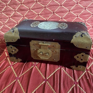 antique Chinese cherry wood jewelry box decorated with white jade 16.5x9.5 cm