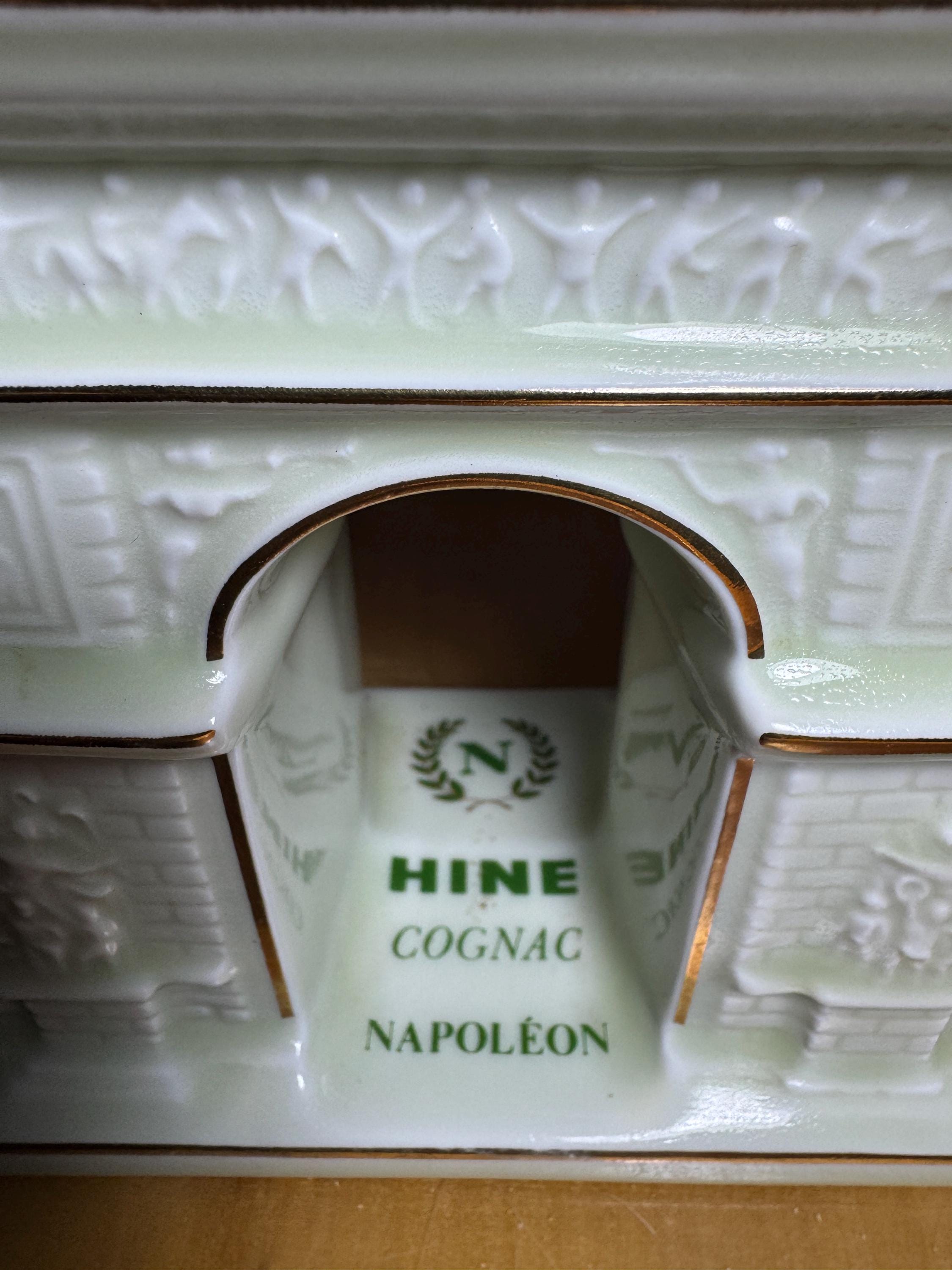 HINE NAPOLÉON コニャック アーク・ド・トリオンフ Vintage Hine Cognac Decanter – Limoges Porcelain Arc De