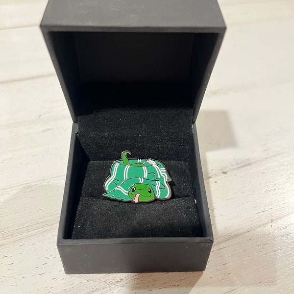 Broche en émail pour mascotte de Serpentard Harry Potter, serpent mignon