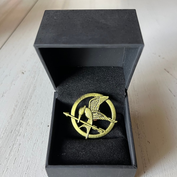 Épingle en émail symbole du geai moqueur Hunger Games