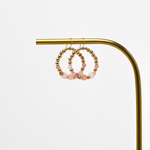 Boucles d’oreilles Nyx roses - Perles en Gold Filled et pierre naturelle de Quartz, Aventurine et Opale