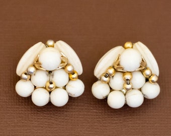 Vintage White Faux Pearl Beads Elegant Clip On Earrings by Hong Kong - U29