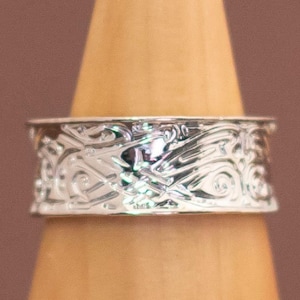 Vintage Medieval Stylish  Silver Ring Size 9 - U1