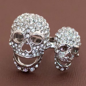 Vintage Fashionable Skulls Double Finger Adjustable Ring Size 9 - U6