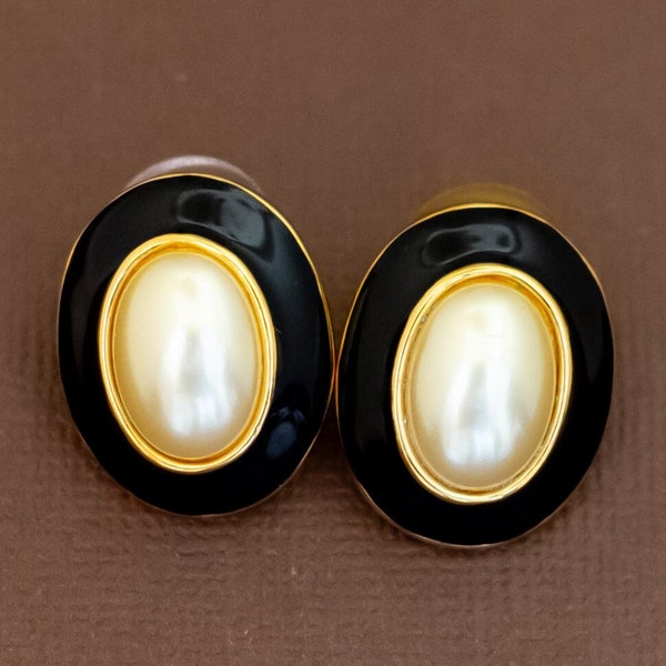 Vintage Round Oval White Faux Pearl Black Stud Earrings by KJL for Avon - U31