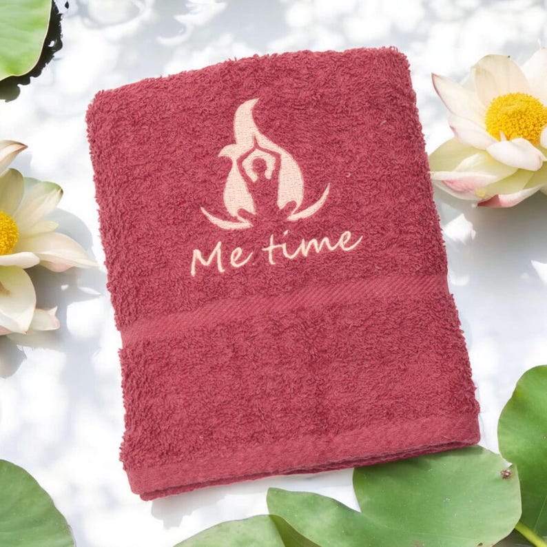 Personliga Hot Yoga-handdukar – Broderad fitnesshandduk som present bild 10